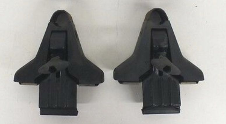 Pair of 2 Yakima SST Towers w/Y10 Clips