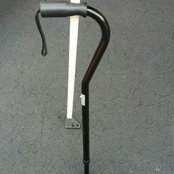 Adjustable walking cane