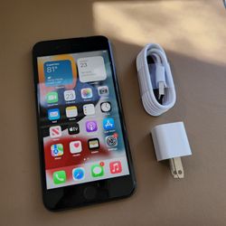 iPhone 8 Plus - UNLOCKED - Like New 