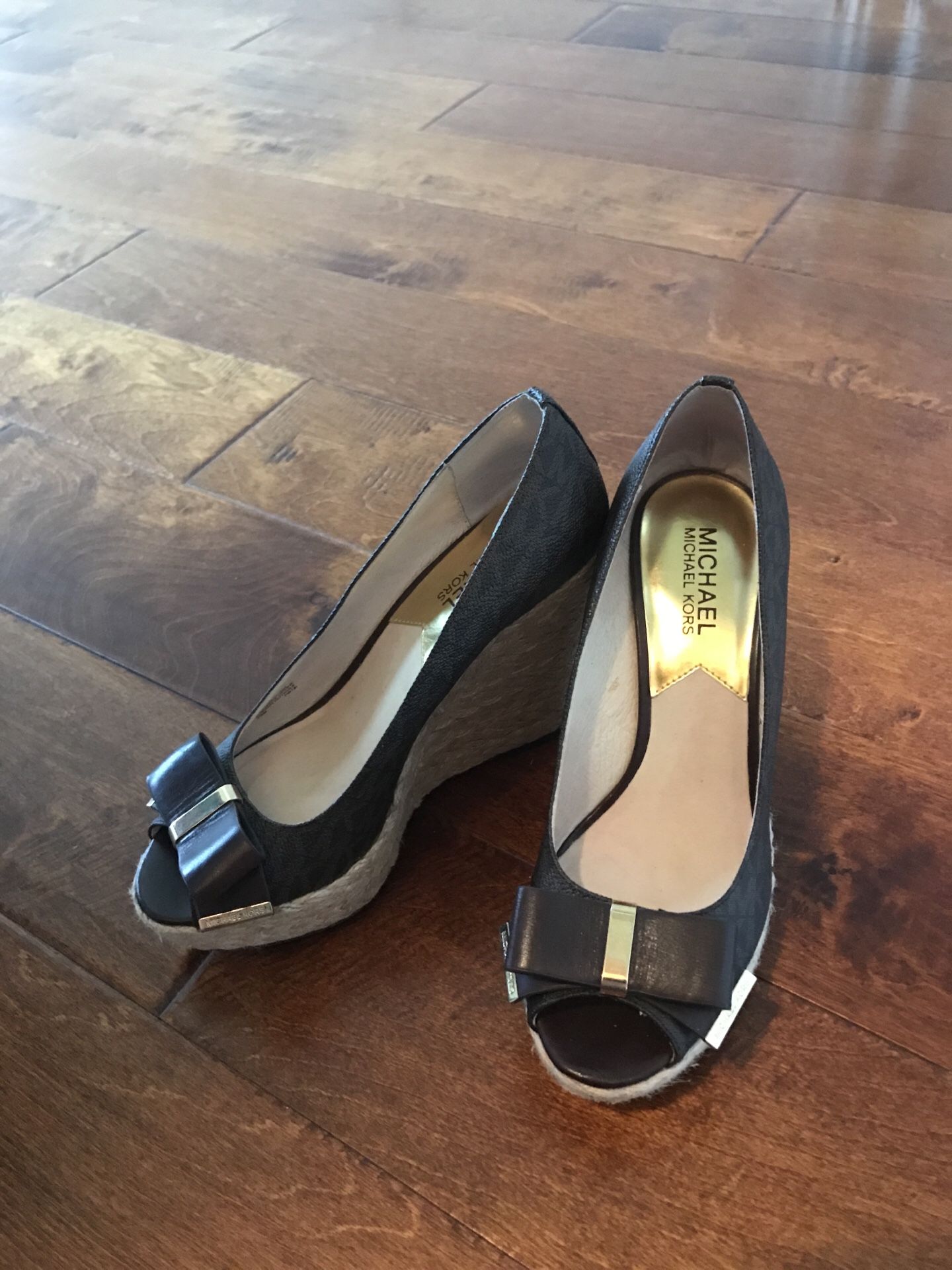 Michael Kors Wedges ,size 7.5