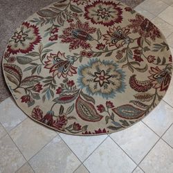 Floral Pattern Circular Rug