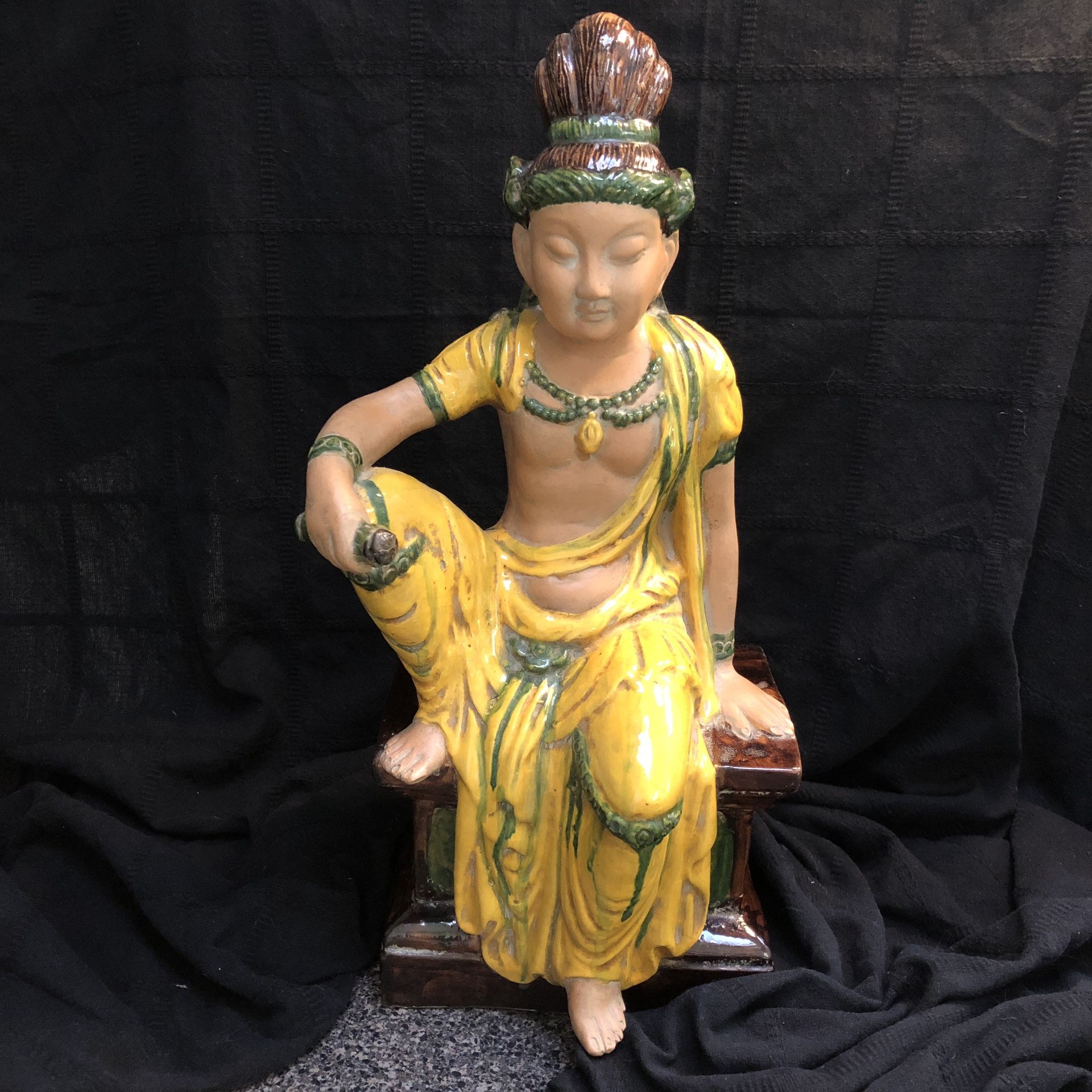 VINTAGE ETHAN ALLEN , ASIAN STATUE