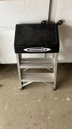 Werner Aluminum Step Stool Ladder