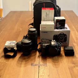 MINT in box Canon EOS 60D 18.0 MP SLR w/ 3 Lens and accessories bundle