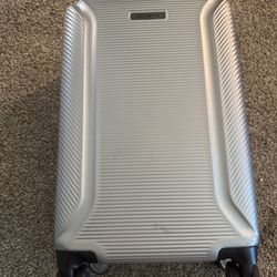 Samsonite Element XLT Carry On suitcase 