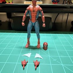 Marvel Legends Homecoming Spider-Man