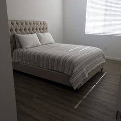 Storage Unit Haul!!!!!!!!!!!!! Price Negotiable!!!!! Pls offer reasonable, AS IS price!!!!! 