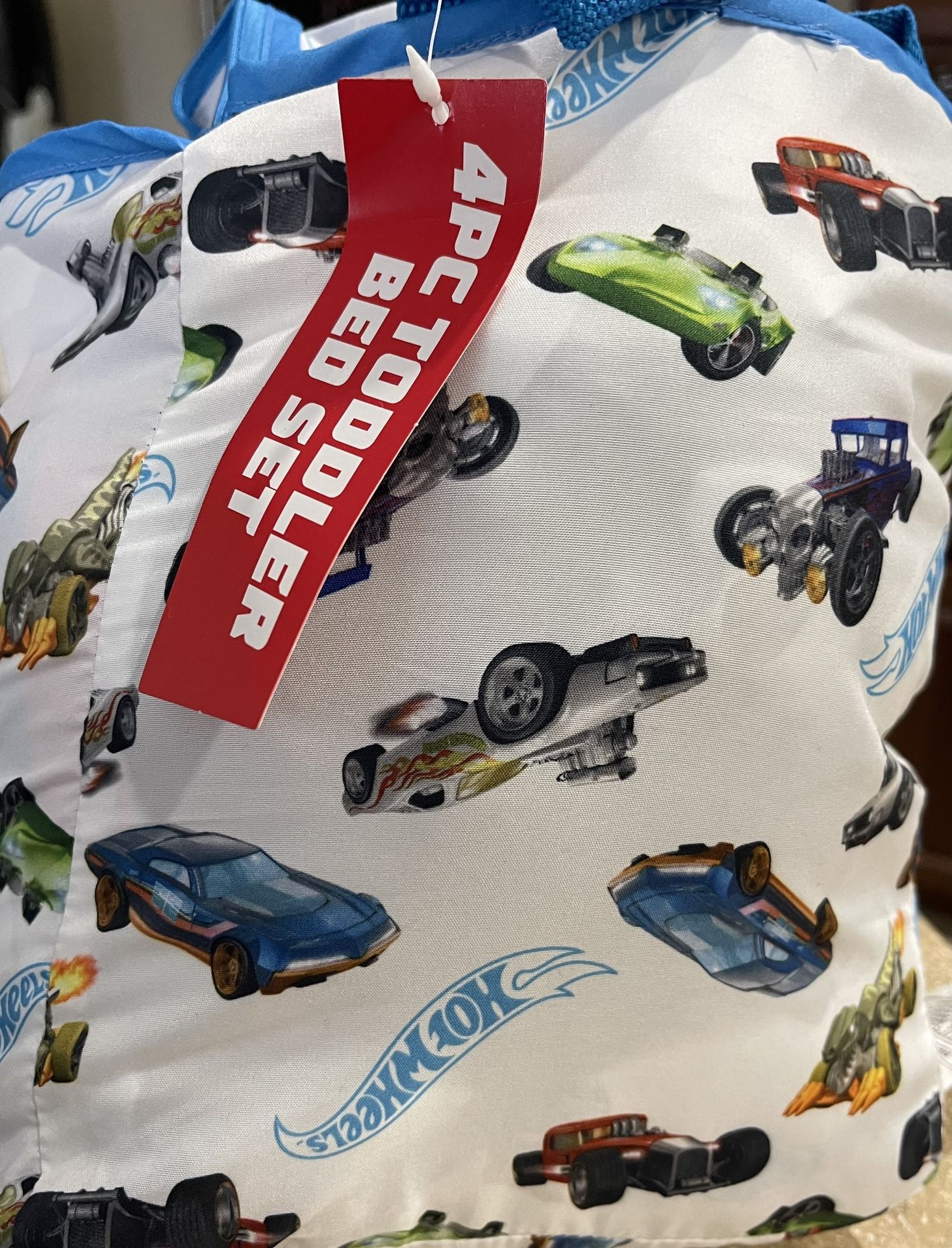 Hot Wheels 4-Piece Toddler Bedding Set