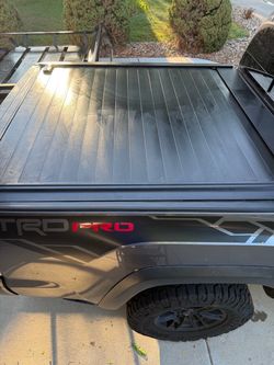 Retrax Tonneau Cover 3rd Gen Toyota Tacoma
