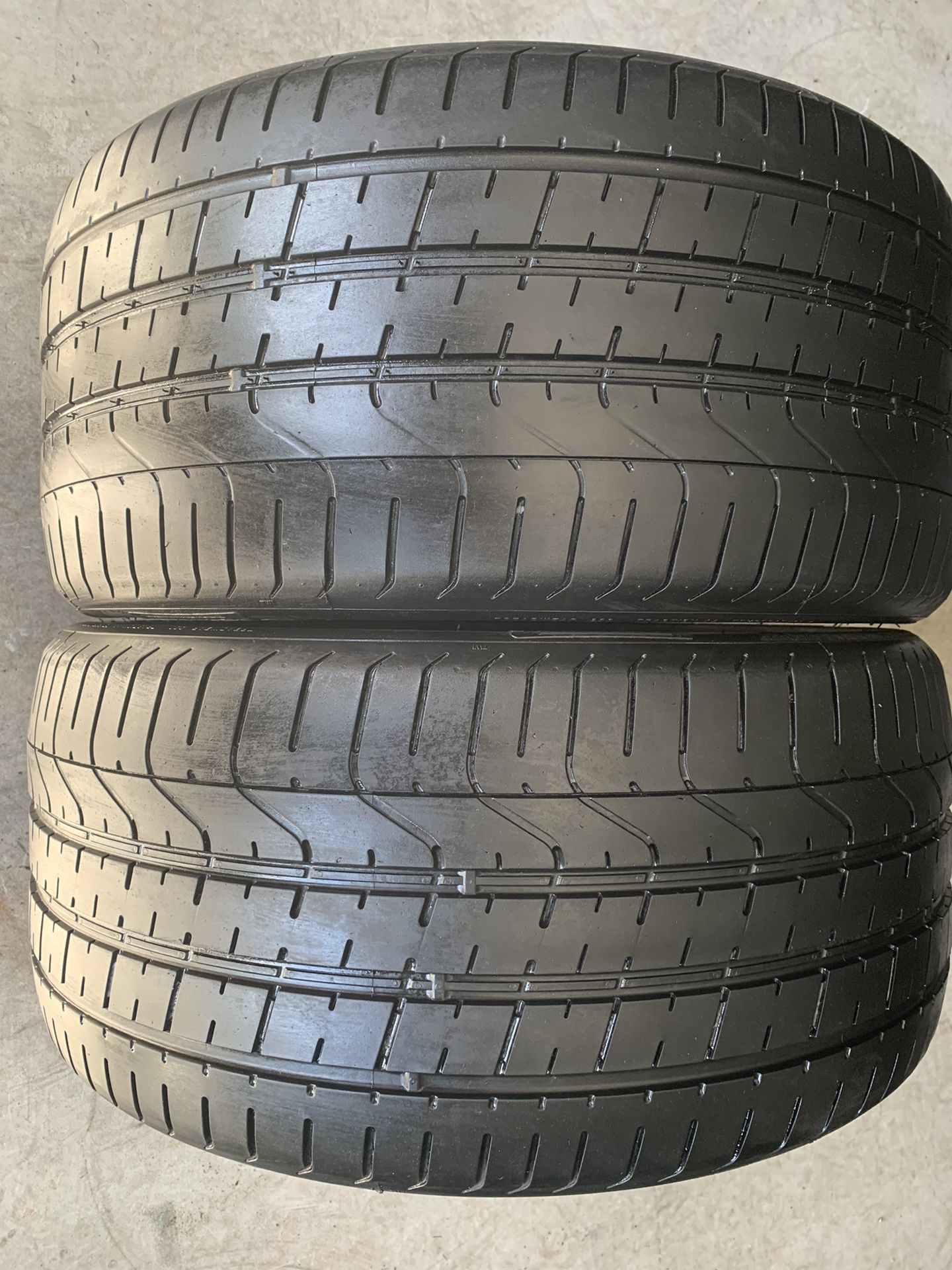 Pair of used tires Pirelli 275/30/20
