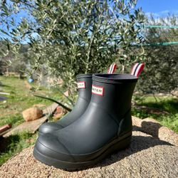 Size 6 Hunter Rain Boots 
