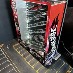 Hotwheels RLC Display Case 33 Slot