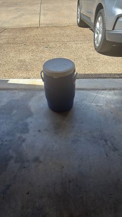 Igloo Cooler