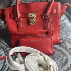 Red REAL Micheal Kors Purse 