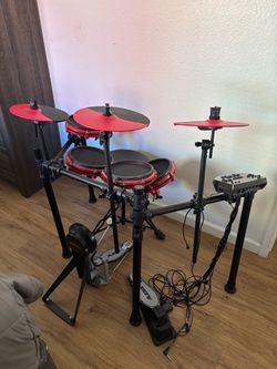Alesis Nitro Mesh Full Electronic Drum Kit with Stool
