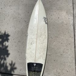 5’10” McCrystal Thruster Surfboard 