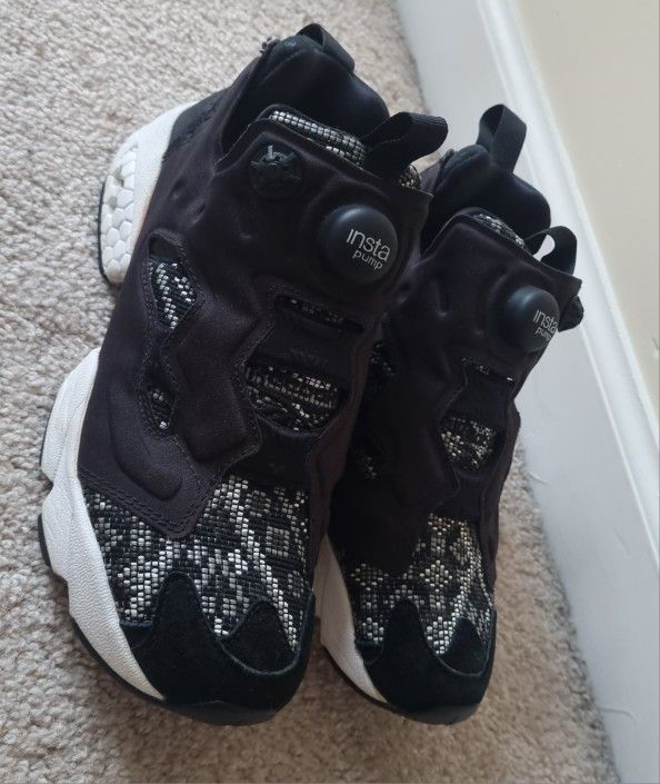 Reebok Instapump Fury GT Black Women's 6.5US