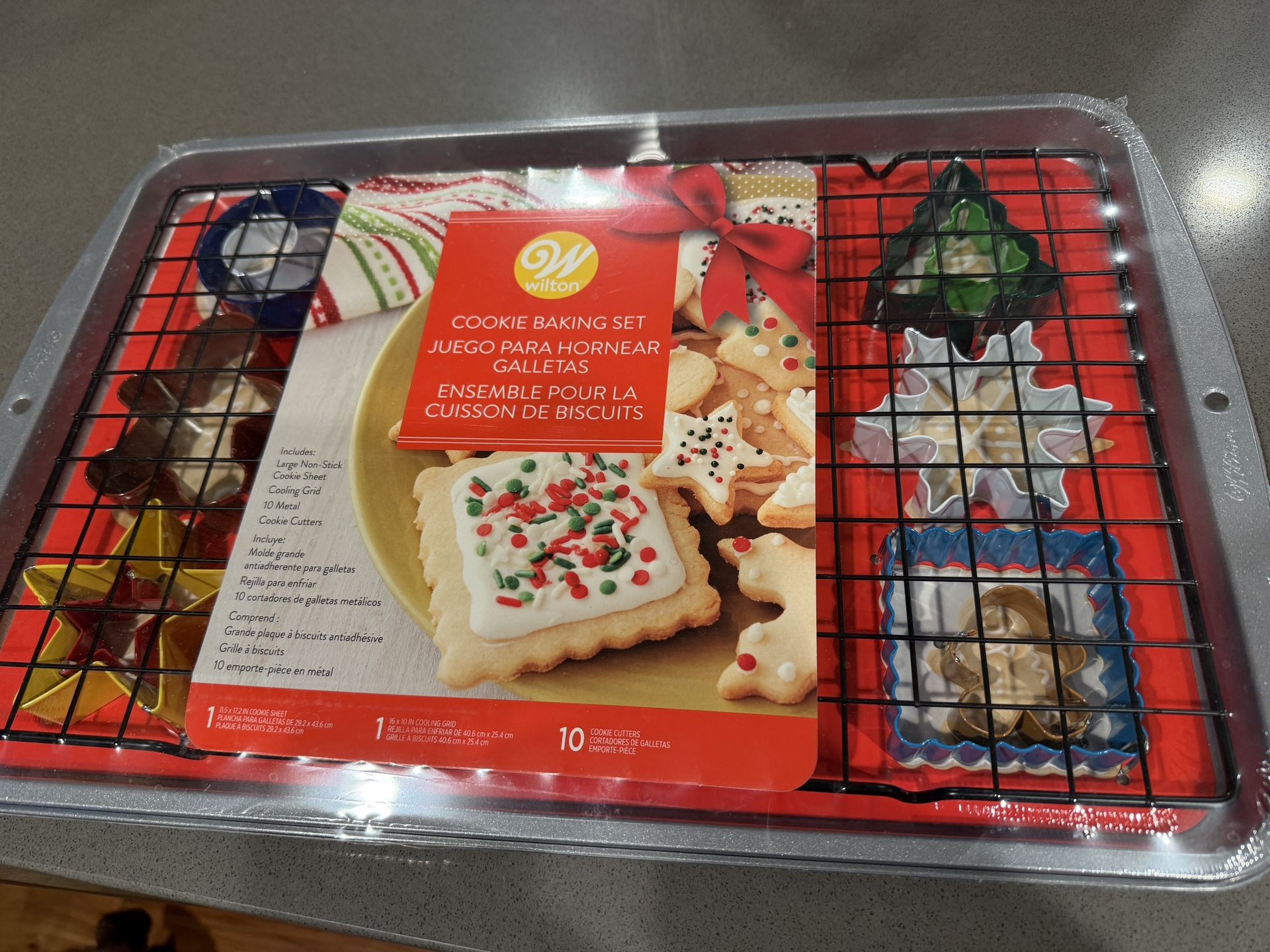 New Wilton 12 Piece Cookie Baking Set