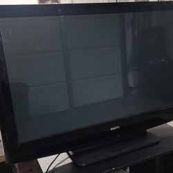 42” Sanyo Flat Screen TV – Multiple Inputs