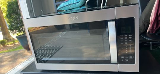 Whirlpool Stainless Steel Over-the-Range Microwave