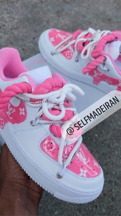 CUSTOM FORCES