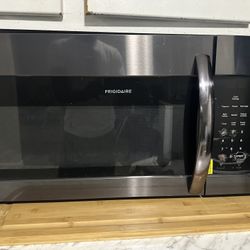 Large Microwave Oven
