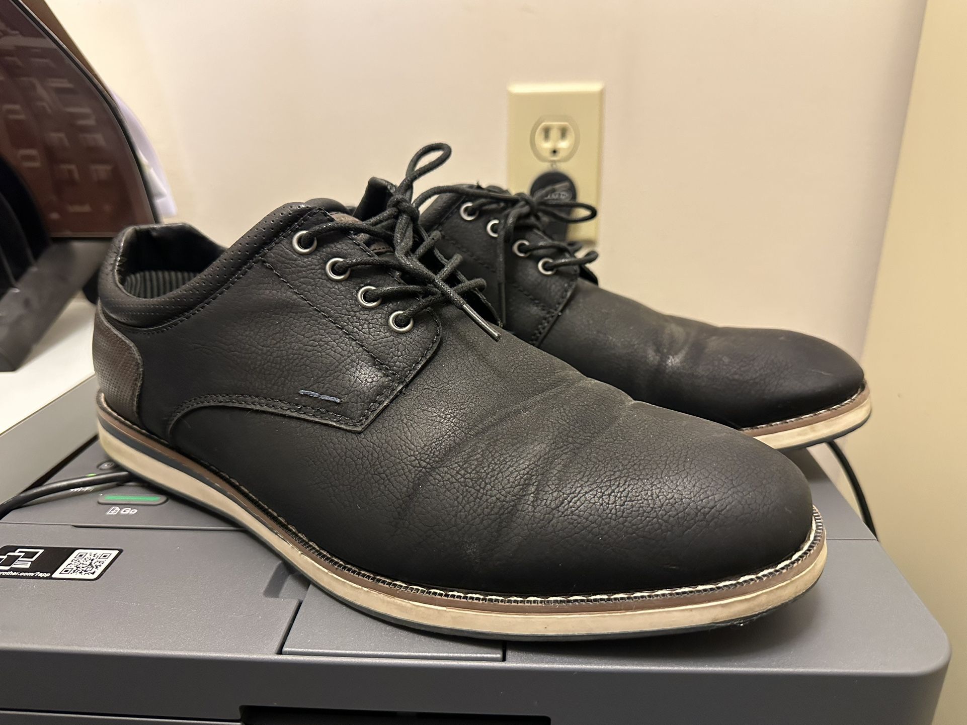 Men’s Nunn Bush Shoes (size: 12W)