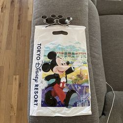 Disneyland Japan Mickey Mouse Sunglasses with Bag   Worn once   Purchased in Tokyo Japan Disneyland  