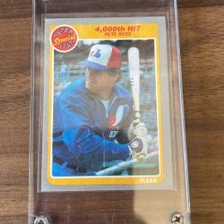 1985 Fleer Pete Rose Super Star Special 4,000th Hit Baseball Card #640 Expos
