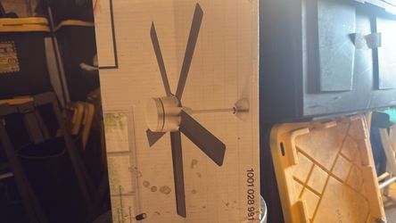 Ceiling fan 52”