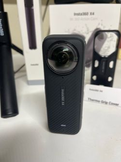 Insta360 x4 8k 360 Action Cam AND invisible Selfie Stick+Tripod