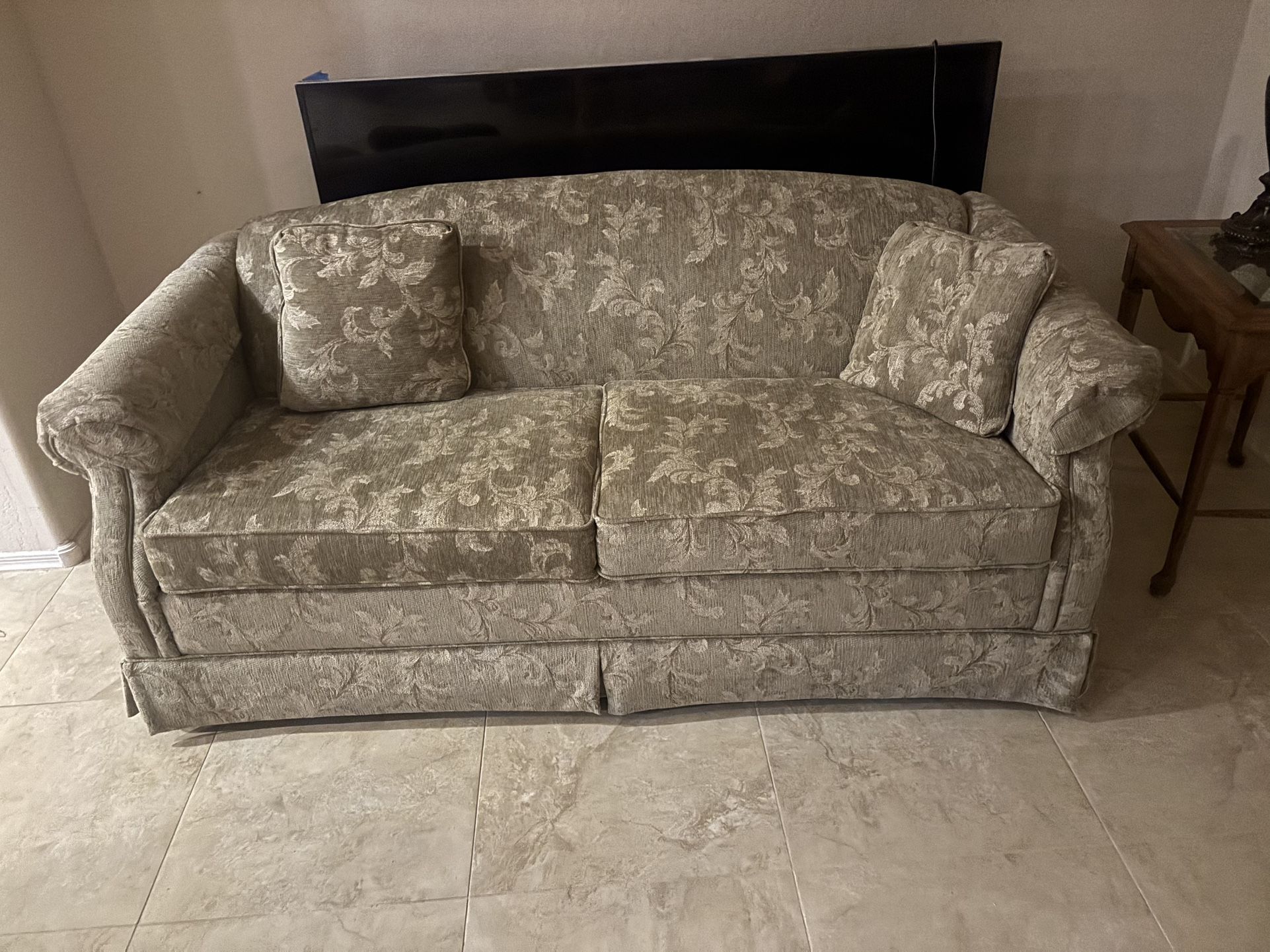 Free Couch