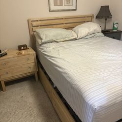 Queen Size Bed And End Table