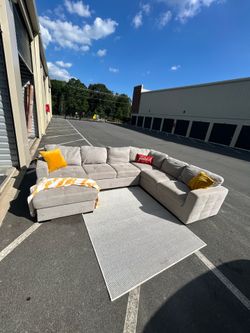 Pull out Sectional Sofa/ Couch (We Deliver)