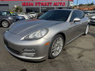 2012 Porsche Panamera