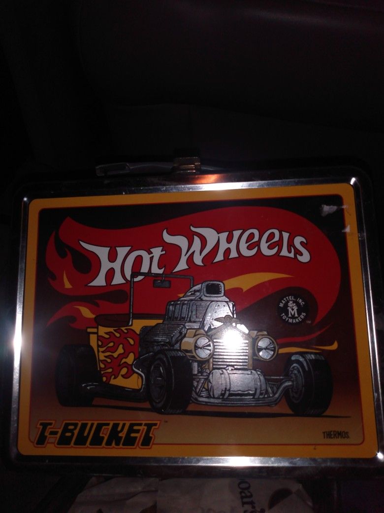 Hotweels Vintage Lunch Box W/Thermos