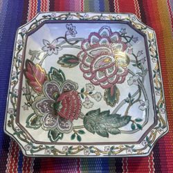 vintage Chinoiserie hand-painted porcelain dish