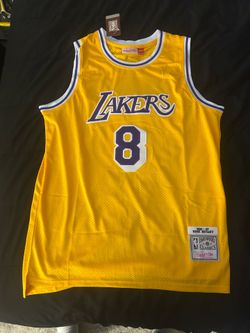 Kobe #8 laker jersey XL