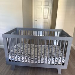 Baby crib
