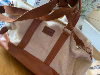 Toms Duffle bag