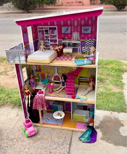 Barbie house all $30