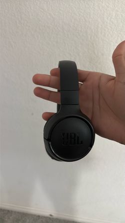 JBL Over-Ear Wireless Headphones Black