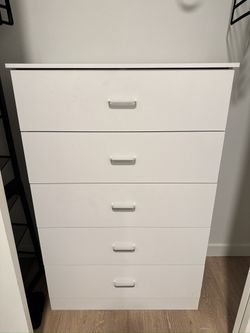 Dresser drawer