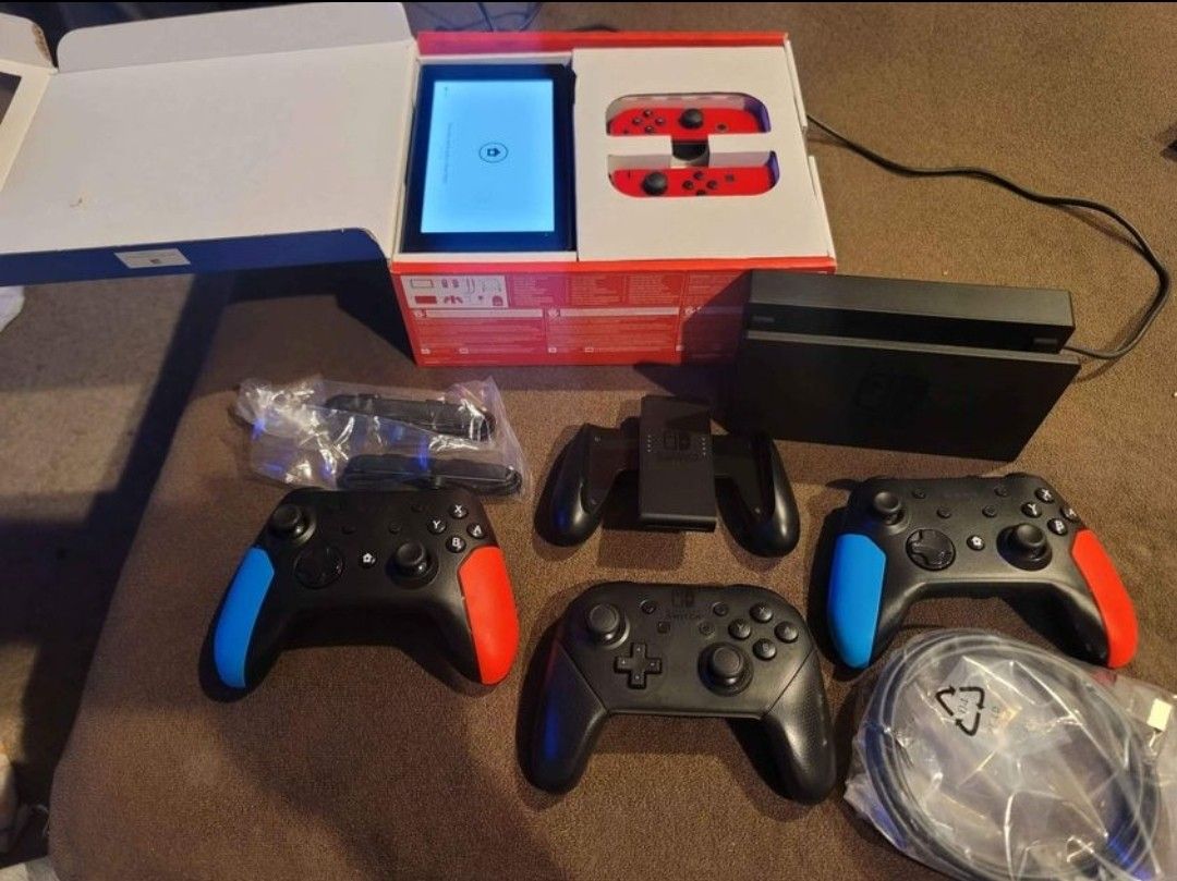 Nintendo Switch Bundle (New)