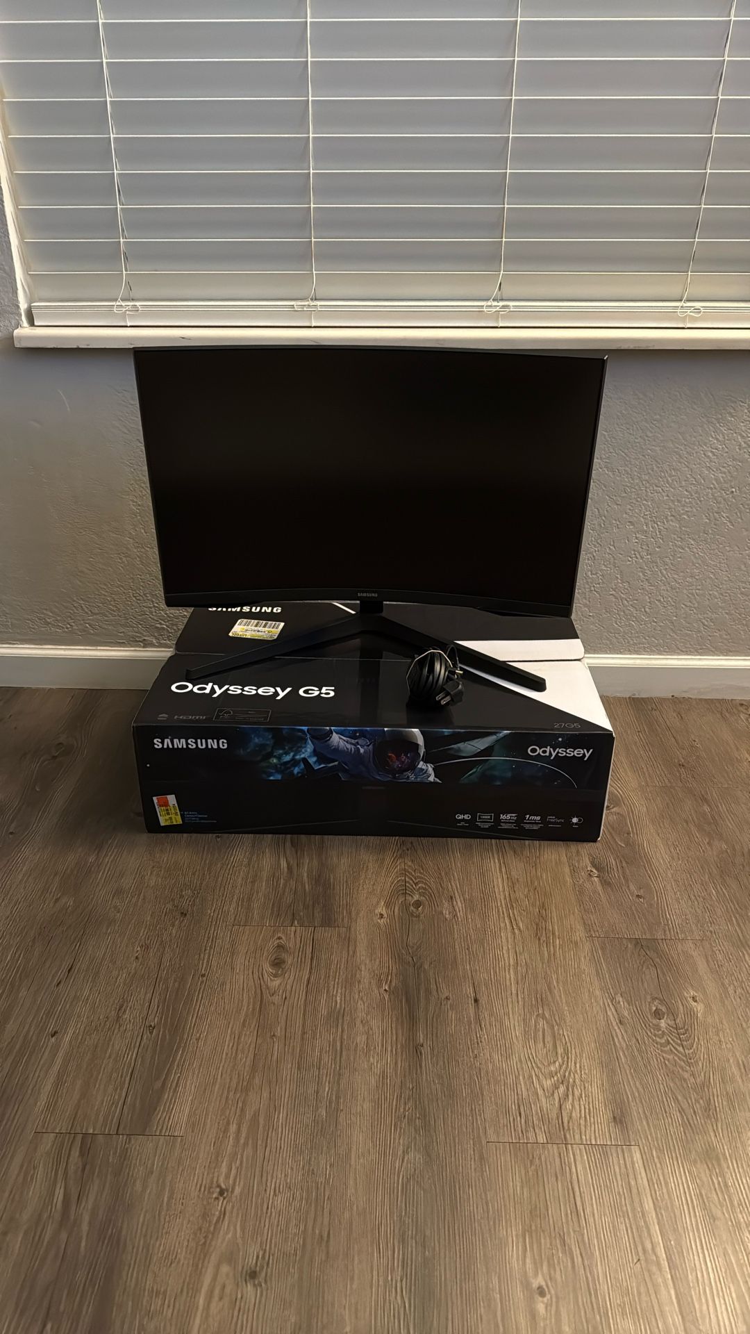 Samsung Odyssey 27” Gaming Monitor 