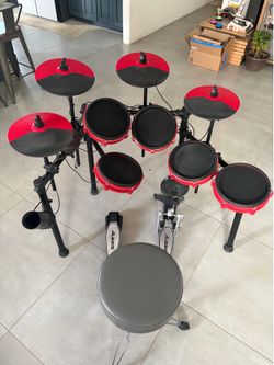 Alesis nitro drum kit