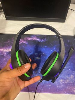 Gaming headphones