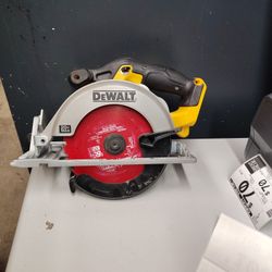 DeWalt Circular Saw 20v NO Battery 