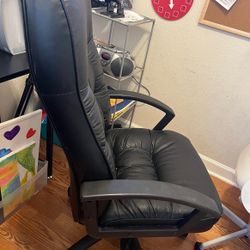Office Chair (leather)