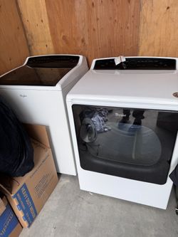 Whirlpool Washed And Dryer